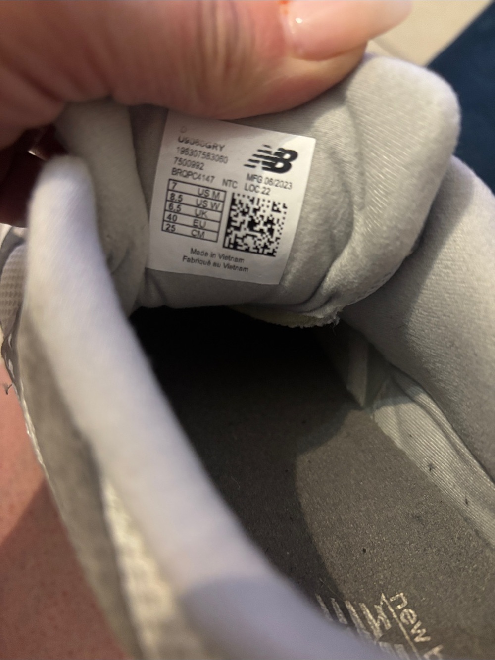 New Balance womans Athletic Sneakers in Gray, White and Cream - Picture 7 of 8